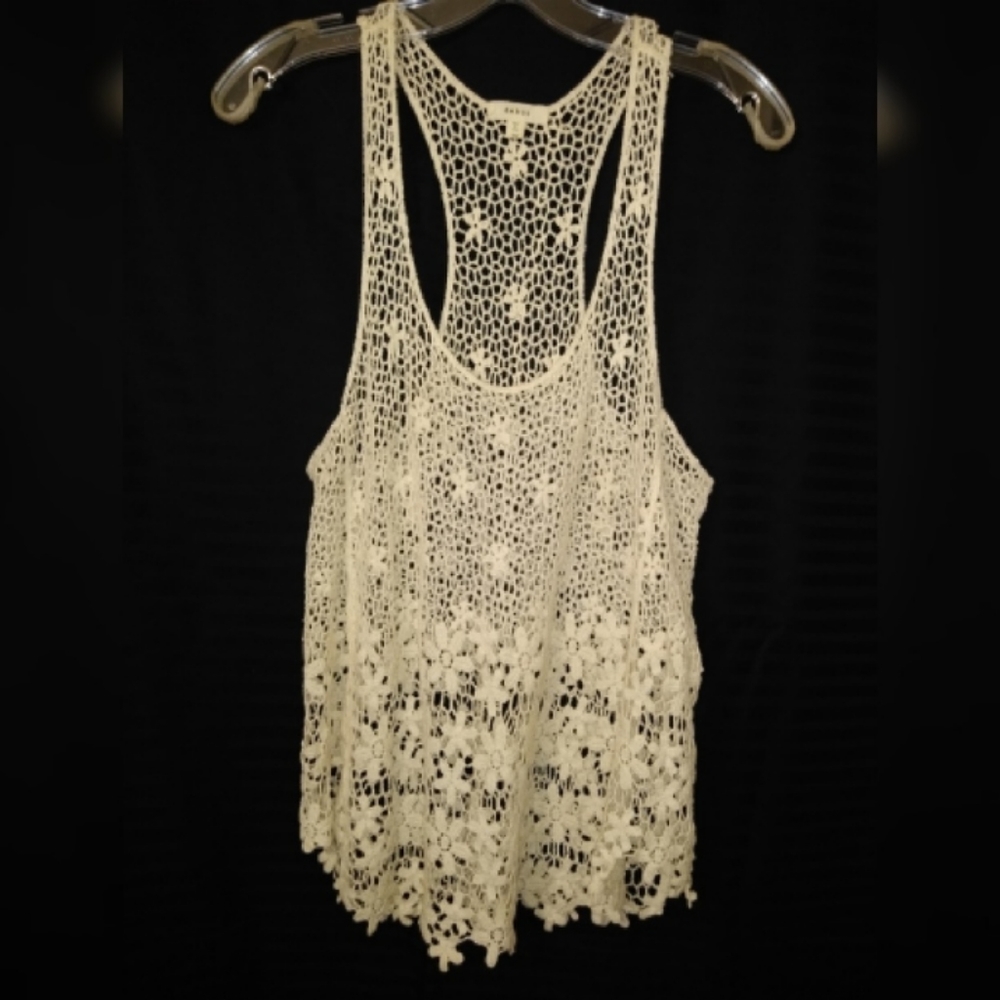 Debut embroidered boho crochet cream tank top size S,M. - Picture 2 of 8